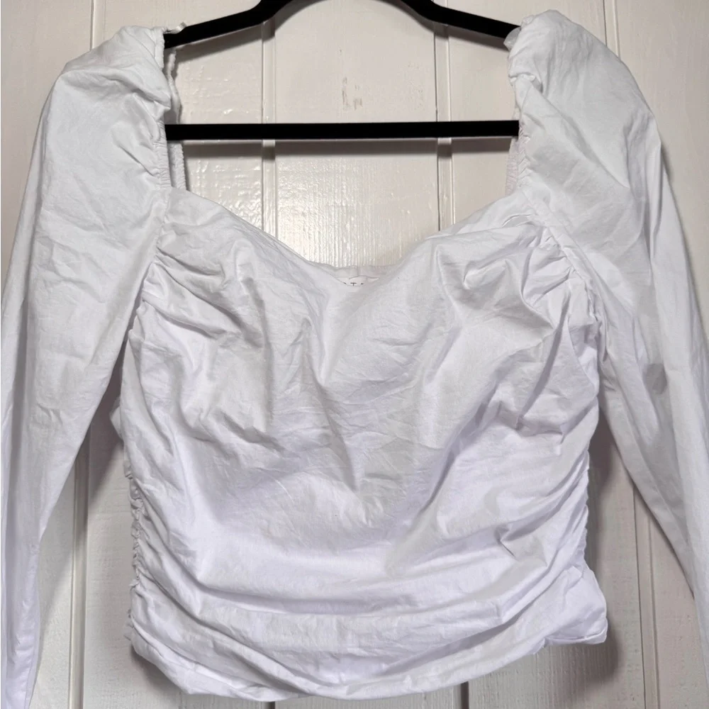 ASTR The Label White Puff Sleeve Ruched Top